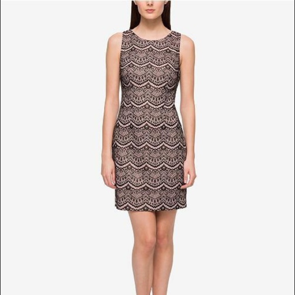 Sleeveless dress